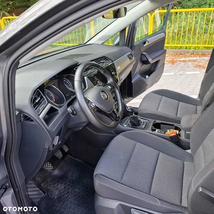 Volkswagen Touran 2.0 TDI BMT Comfortline - 2