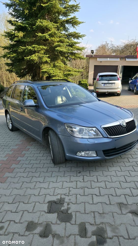 Skoda Octavia 2.0 TDI L&K DSG - 1