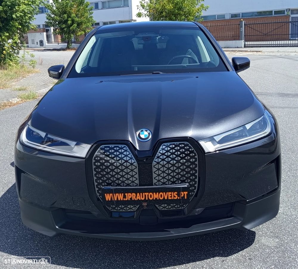 BMW iX xDrive40 - 2