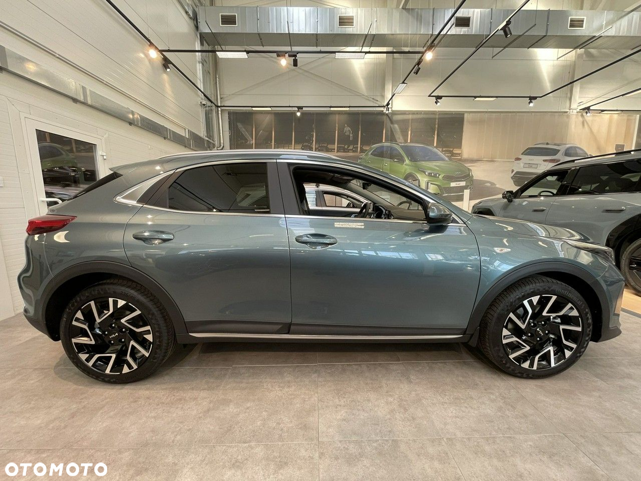 Kia XCeed - 4