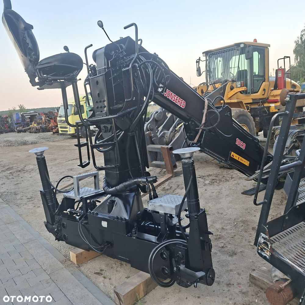 Hds Jonsered 1020 2002 rok do drewna drzewa lasu - 1