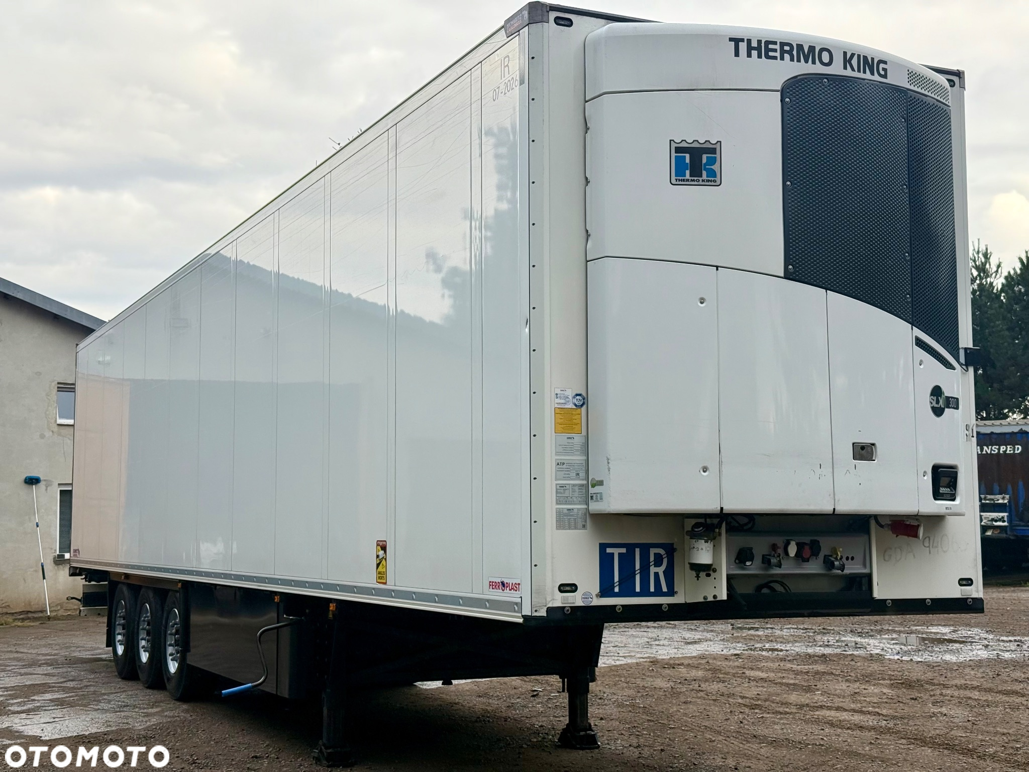 Schmitz Cargobull FP 60 V7 Thermo King SLXi 300 - 3