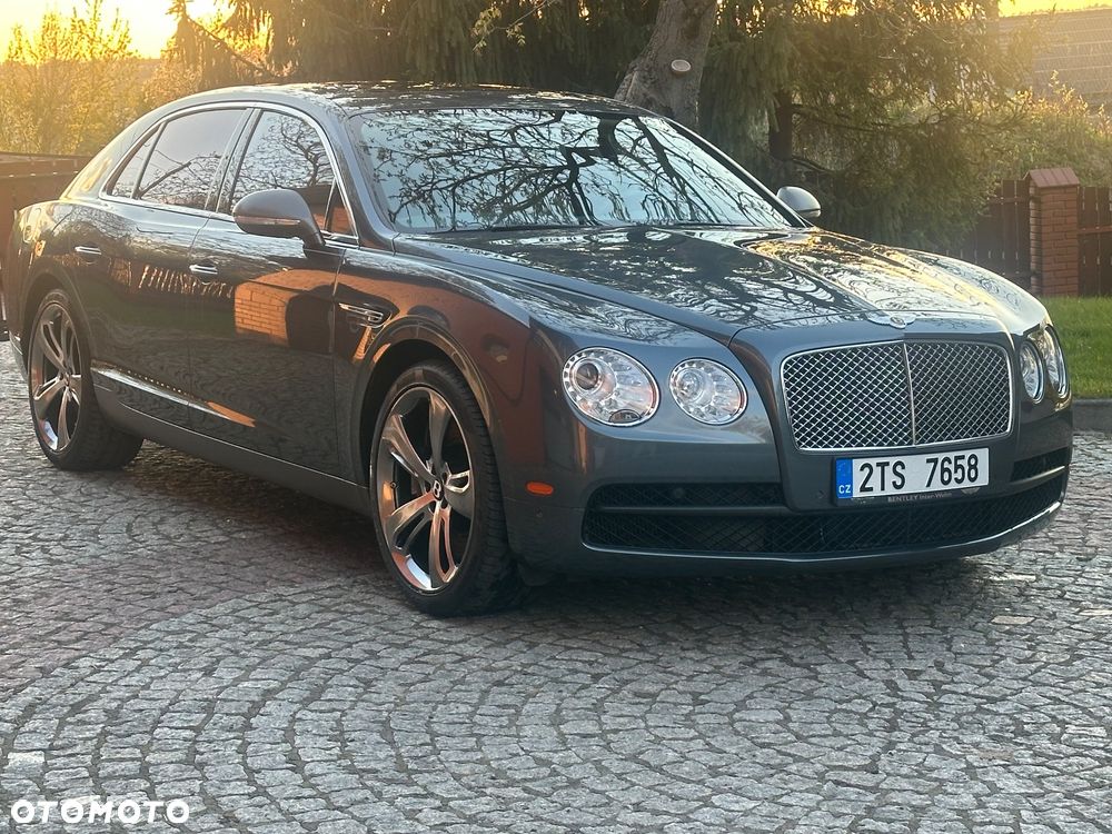 Bentley Flying Spur V8 Mulliner - 7