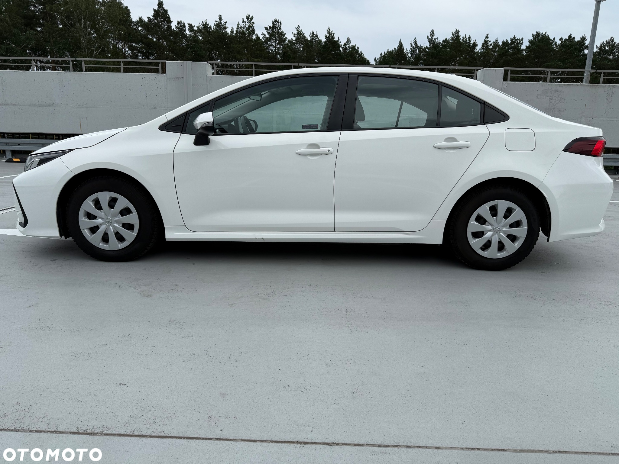 Toyota Corolla 1.6 Active - 3