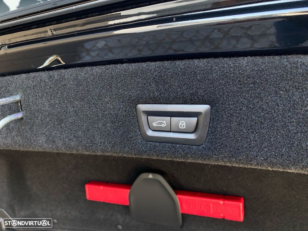 BMW i7 eDrive50 Pack Desportivo M Pro - 29
