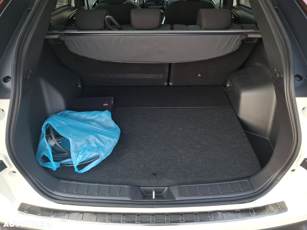 Mitsubishi Eclipse-Cross - 22