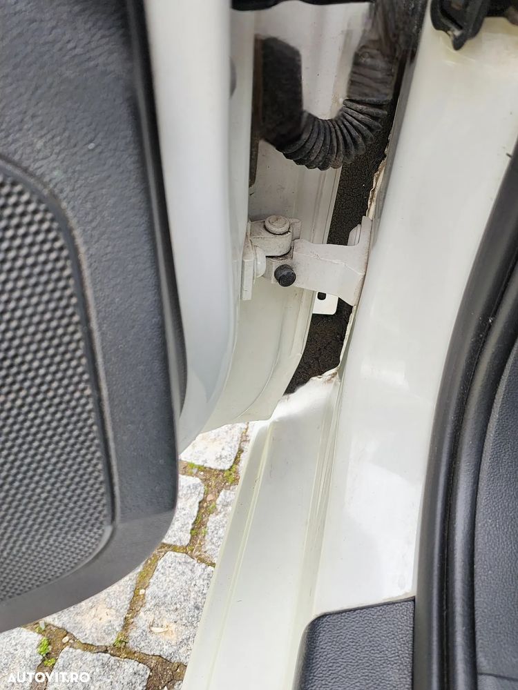 Skoda RAPID 1.6 TDI Active - 18