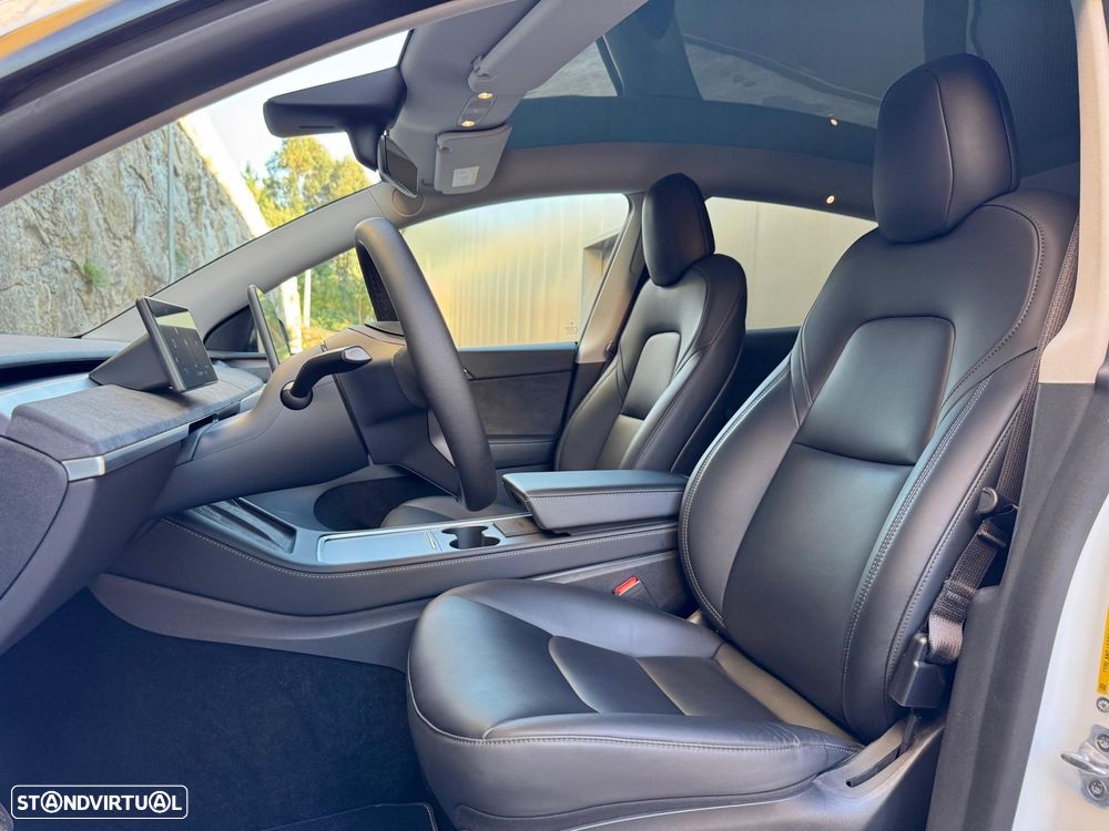 Tesla Model Y Long Range Tração Integral - 36