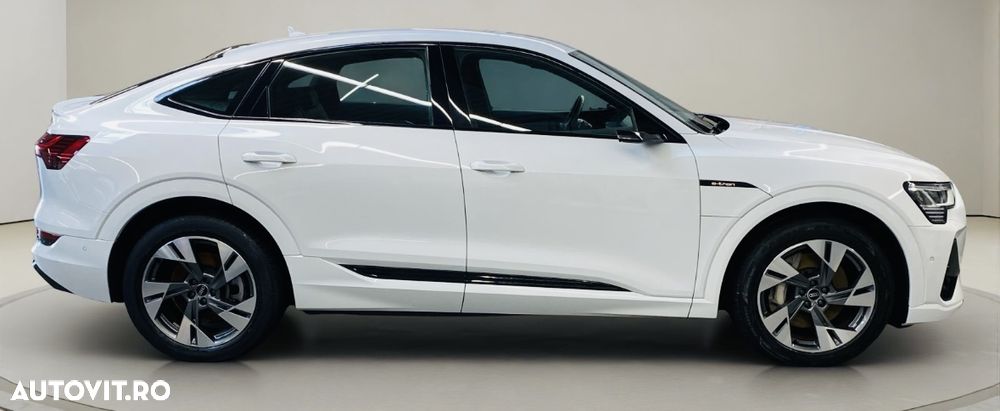 Audi e-tron 50 quattro S line - 4