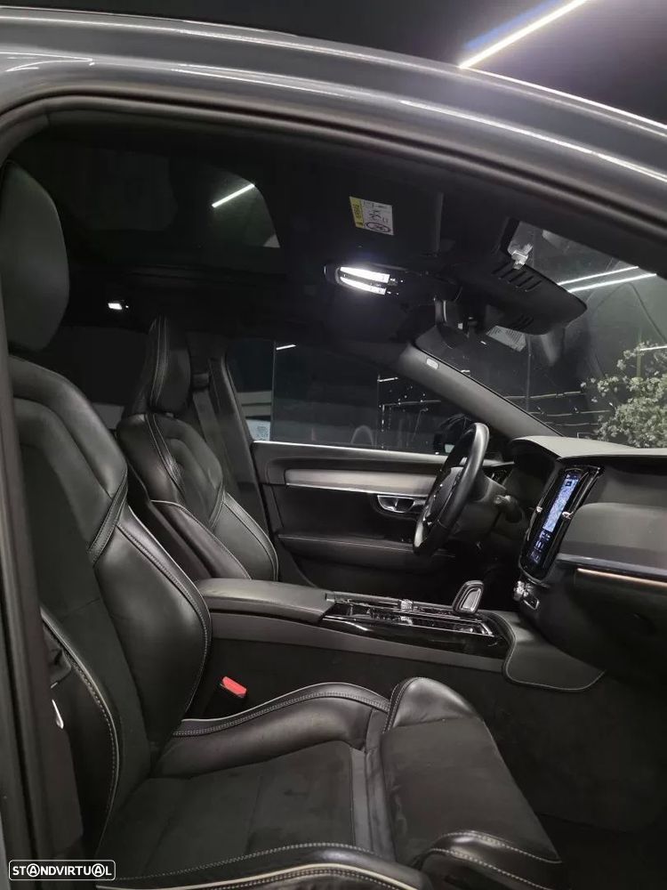 Volvo V90 2.0 T6 PHEV R-Design AWD - 19