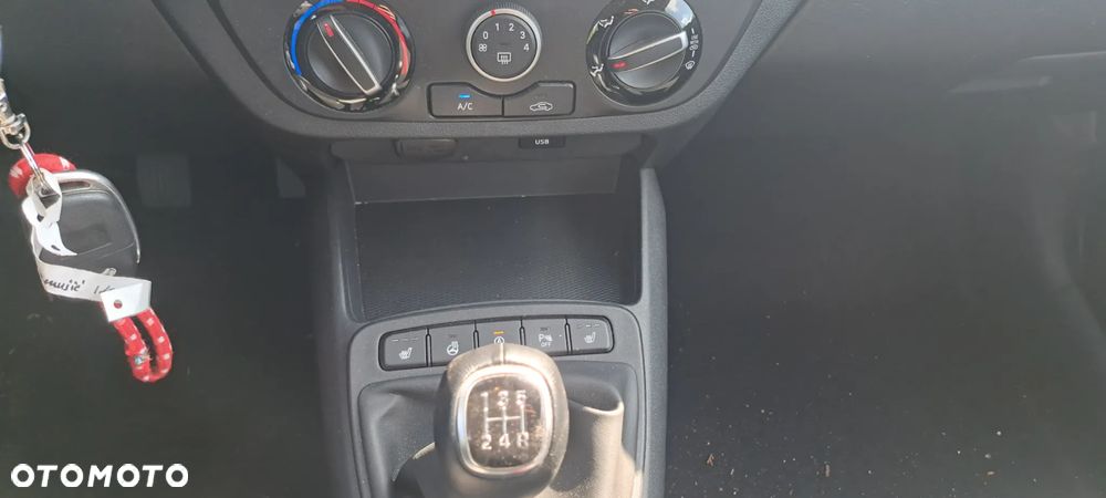 Hyundai i10 - 14