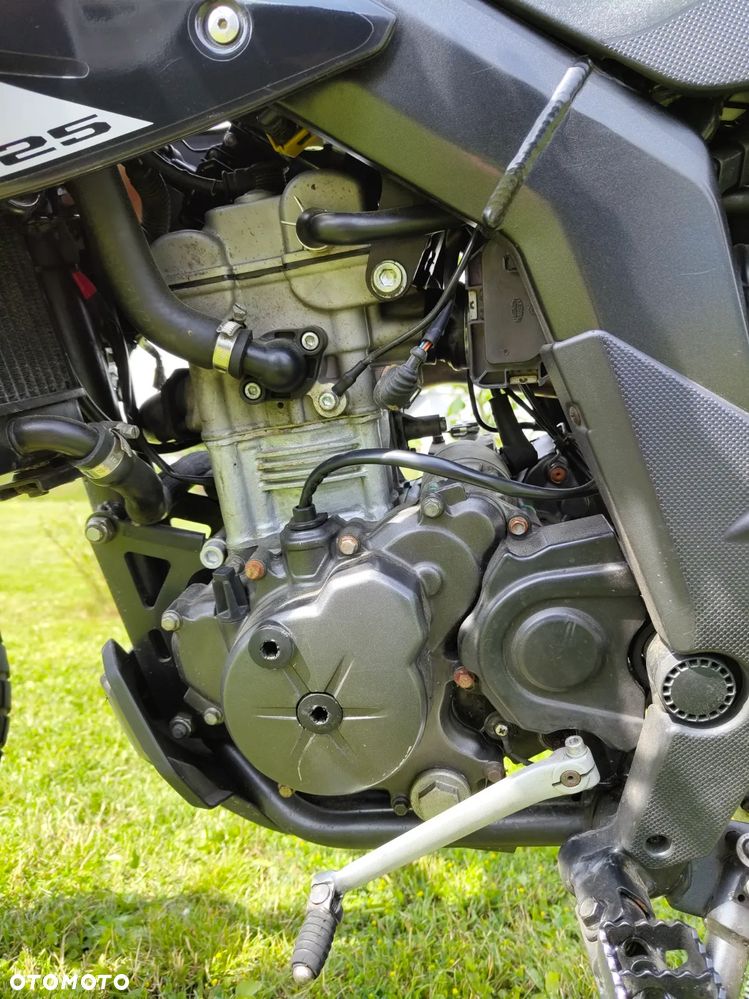 Aprilia RX - 6