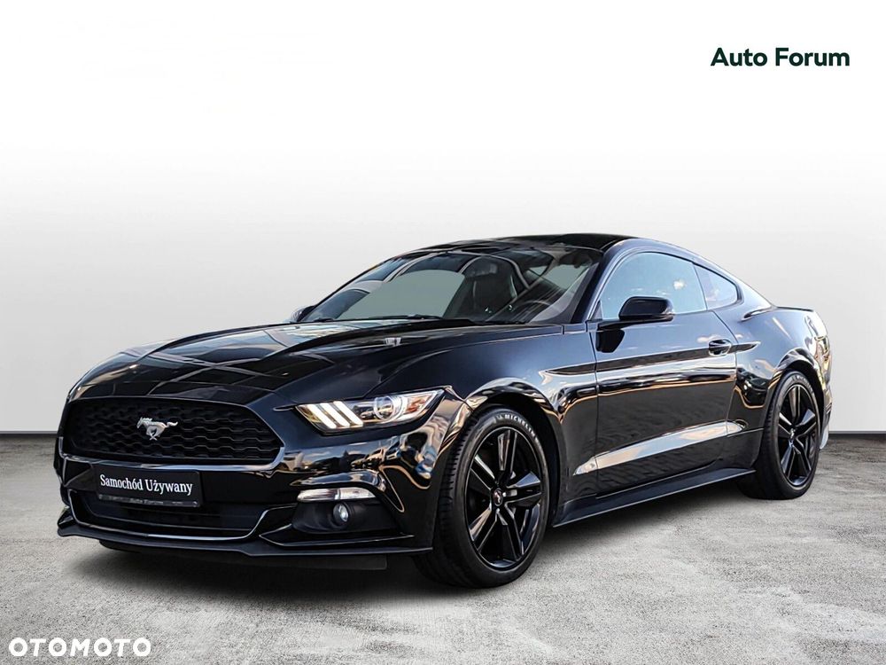 Ford Mustang - 1