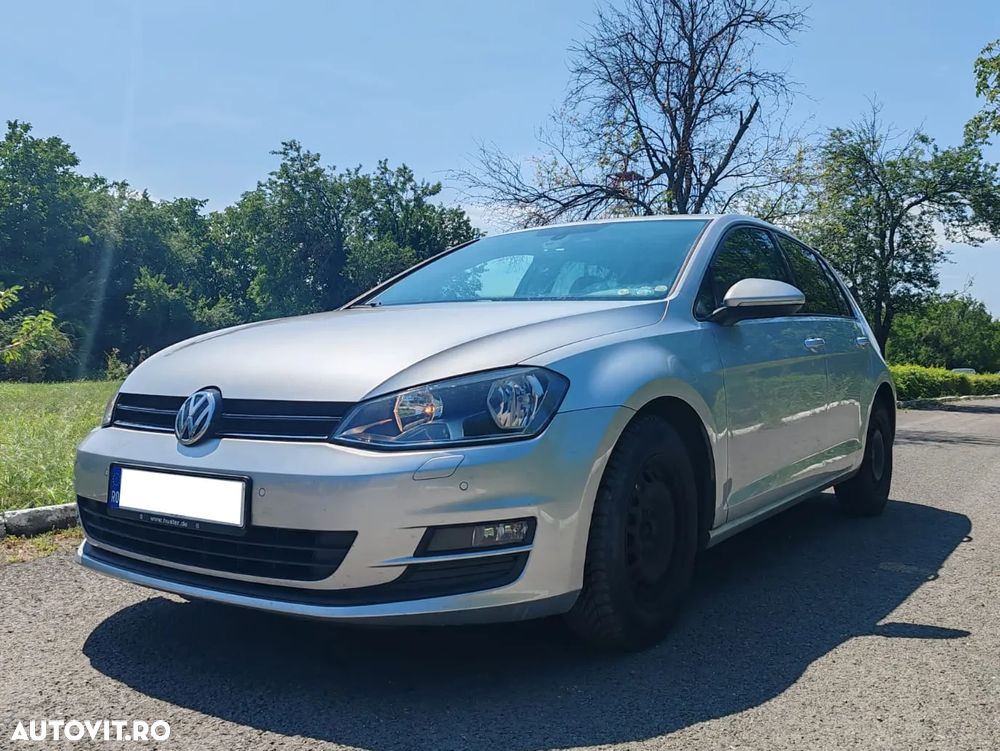 Volkswagen Golf 1.6 TDI DPF BlueMotion Technology Comfortline - 4