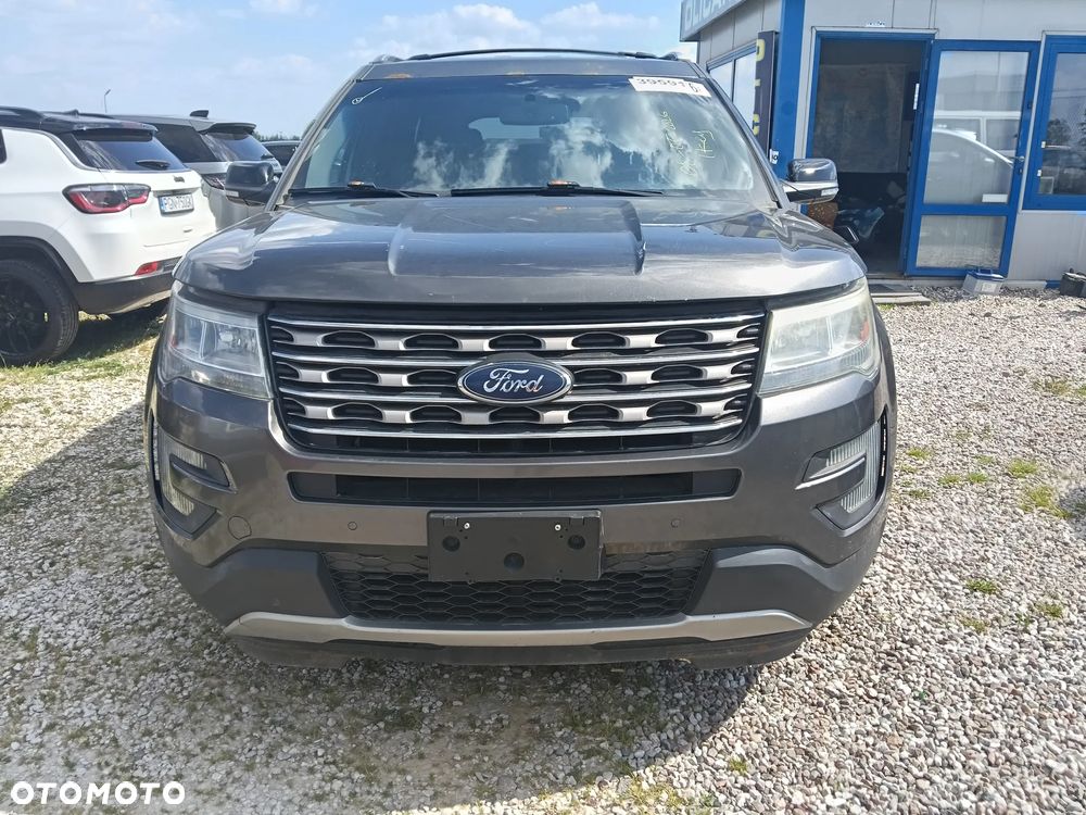 Ford Explorer - 2