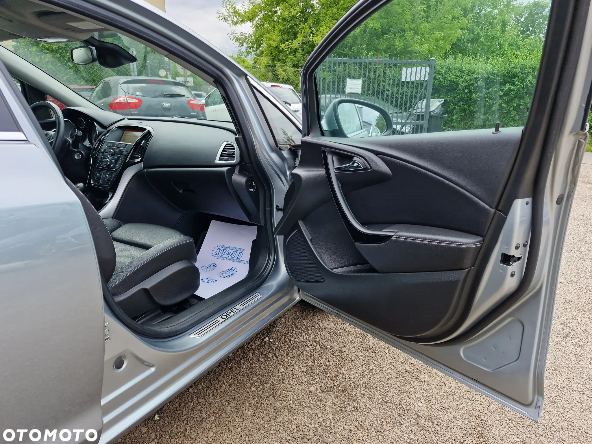 Opel Astra IV 1.4 T Cosmo S&S EU6 - 14