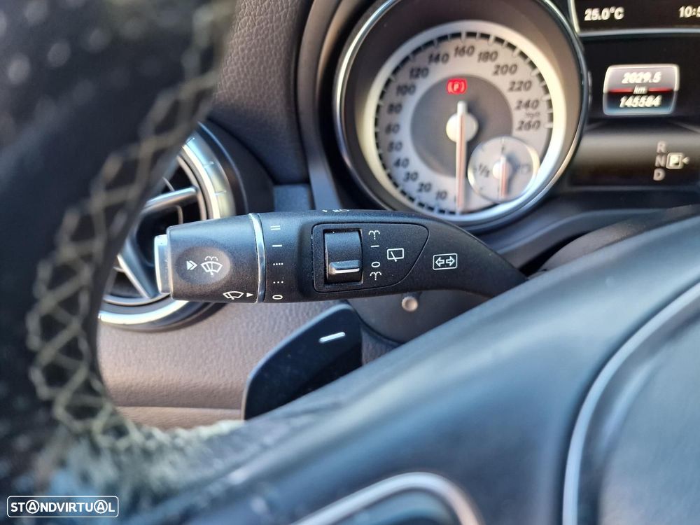 Mercedes-Benz CLA 180 d Shooting Brake Aut. - 35