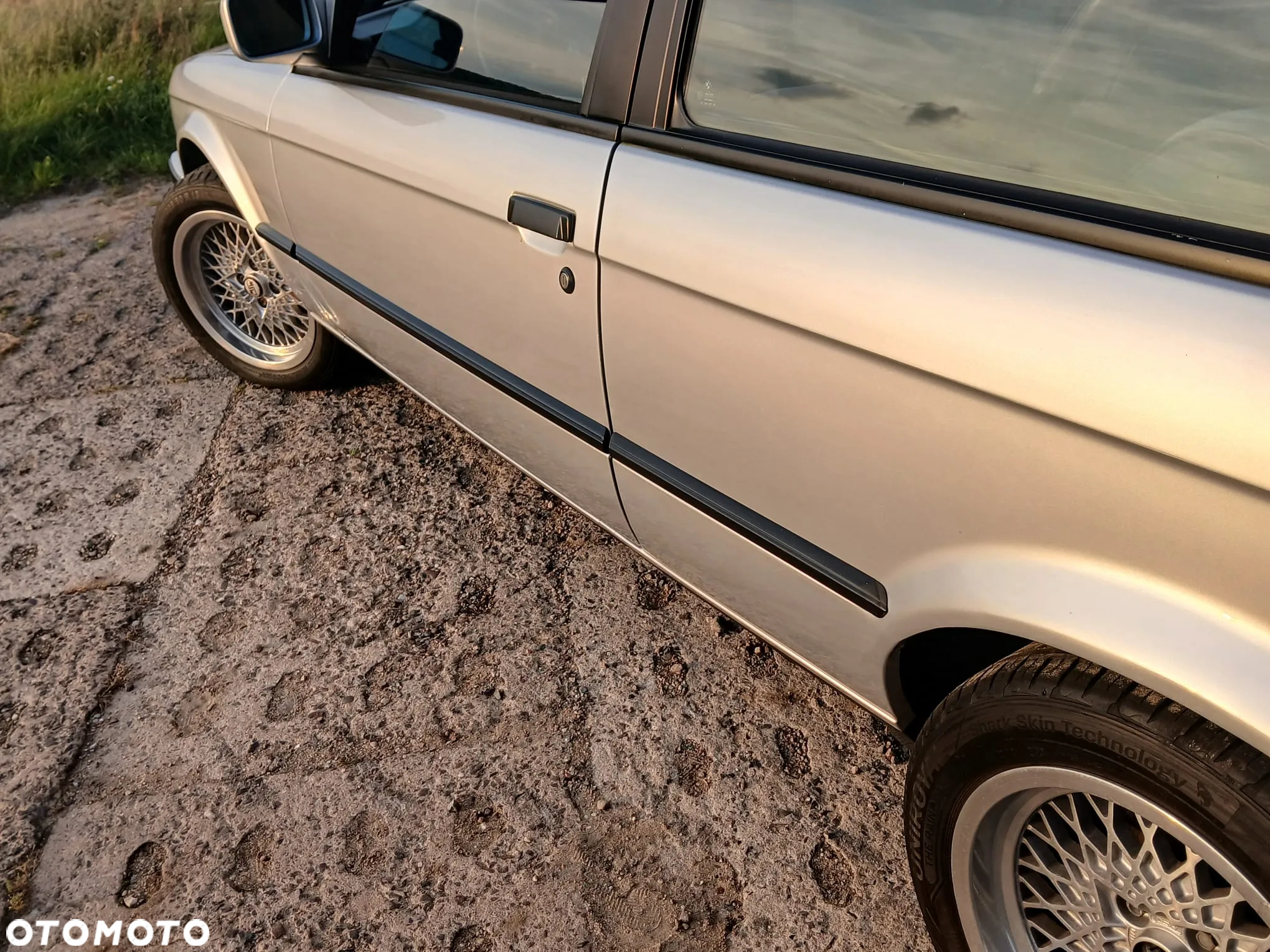 BMW Seria 3 318is - 10