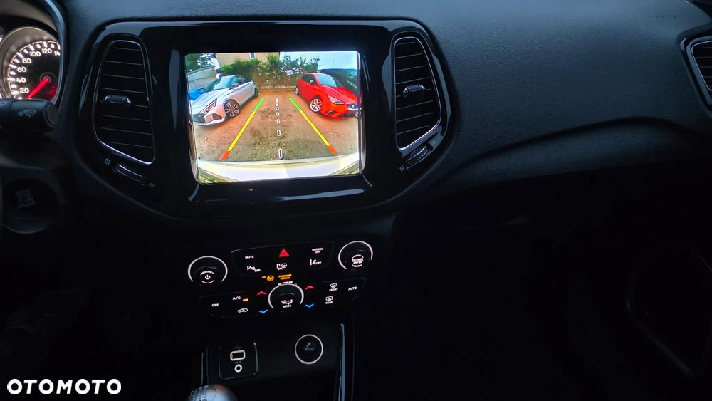 Jeep Compass 1.4 MultiAir Limited - 21