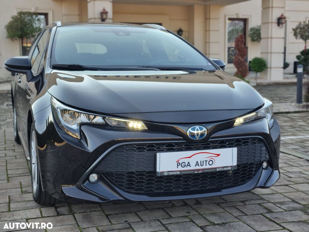 Toyota Corolla 1.8 Hybrid Touring Sports Business Edition - 3