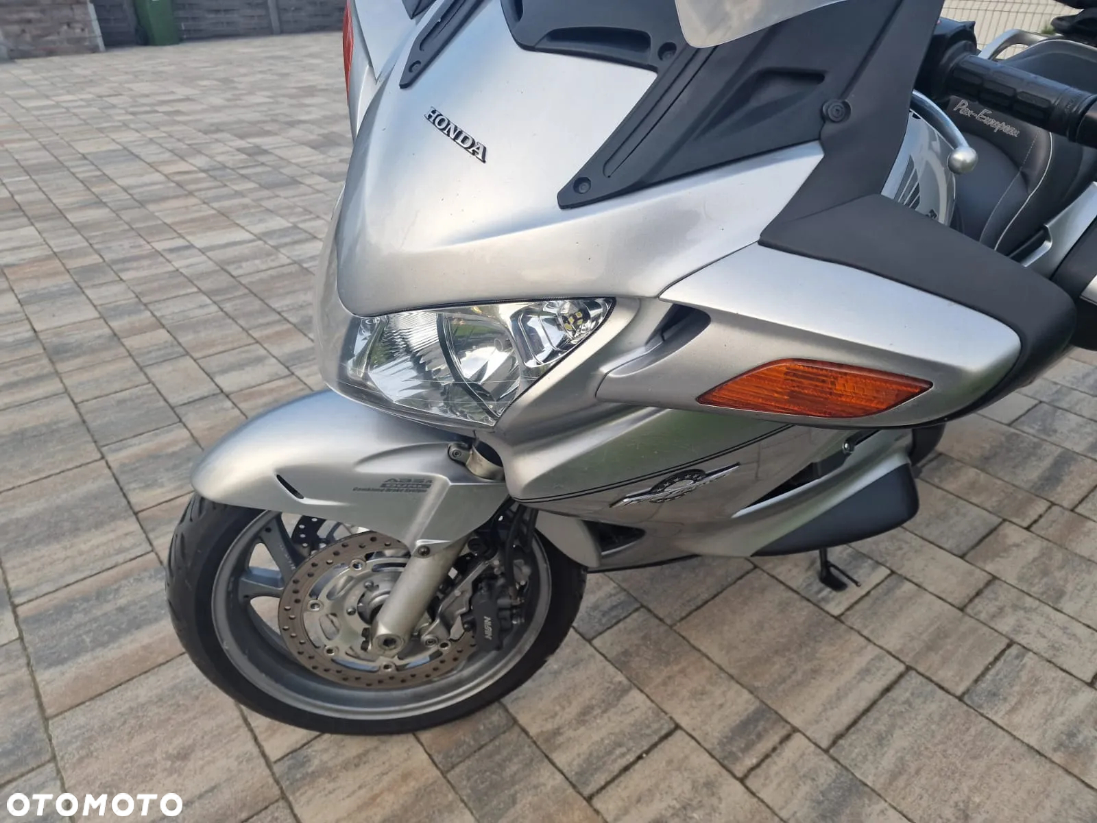 Honda ST - 11