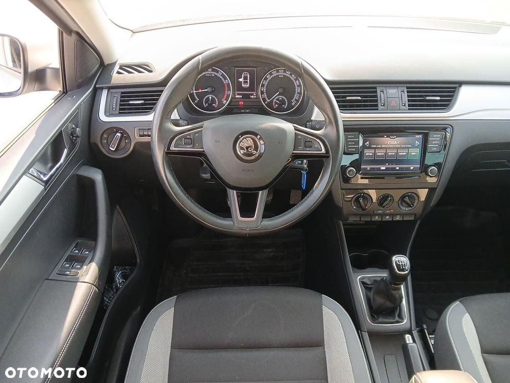 Skoda RAPID 1.0 TSI Ambition - 23