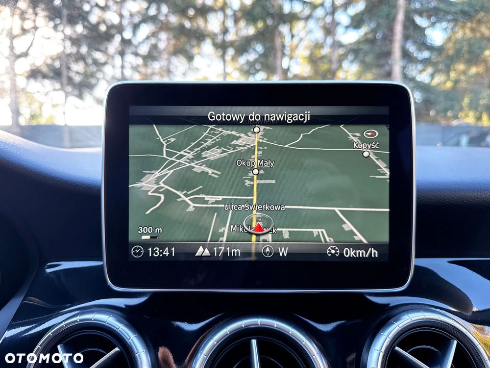 Mercedes-Benz CLA - 28