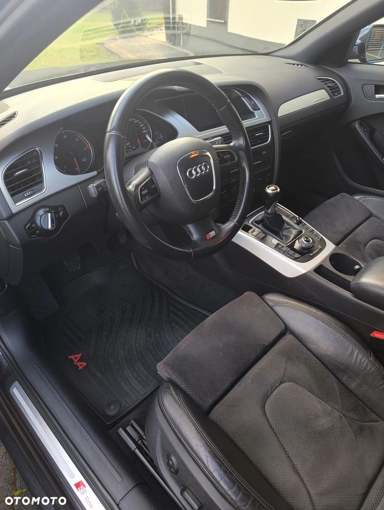 Audi A4 Avant 2.0 TDI DPF quattro - 10