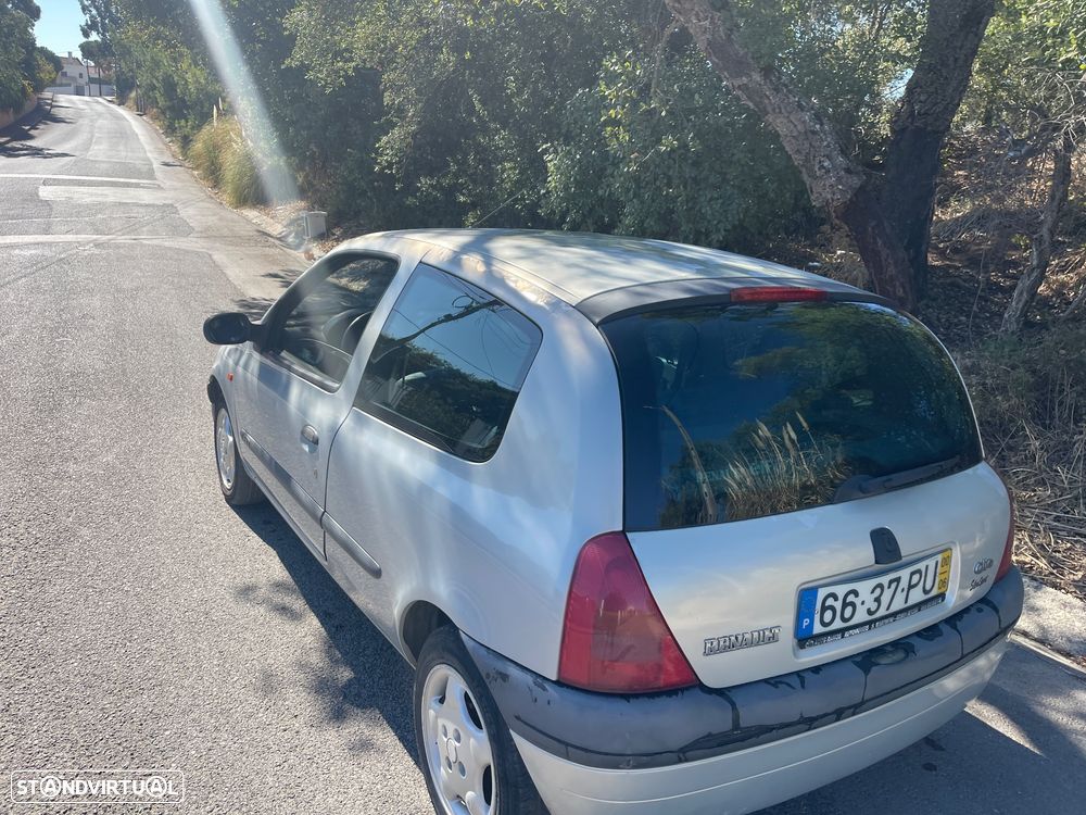 Renault Clio - 3