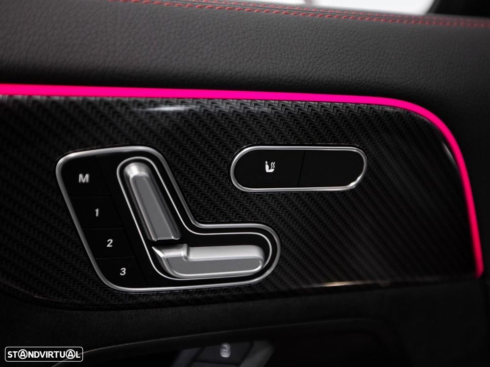 Mercedes-Benz GLA 250 7G-DCT AMG Line - 36