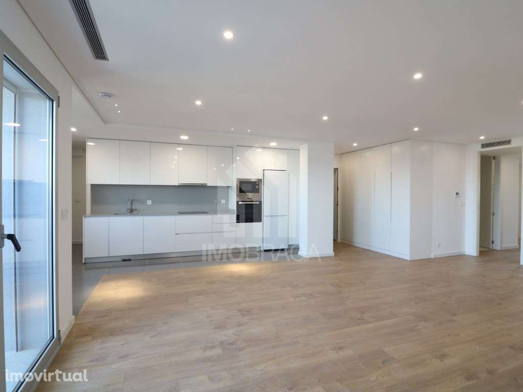 Arrendamento Apartamento T3 Novo, em São Vicente, Braga - Grande imagem: 2/20