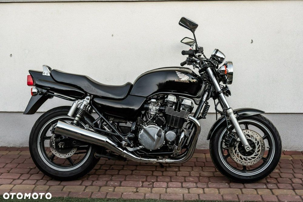 Honda CB - 3
