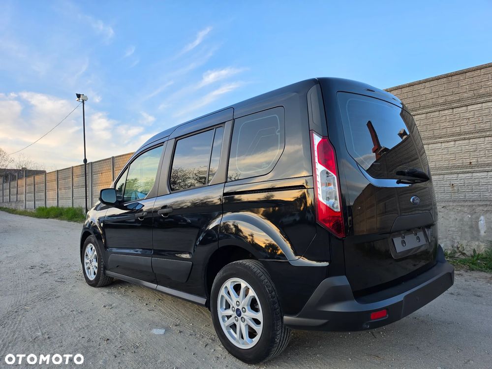 Ford Tourneo Connect - 34