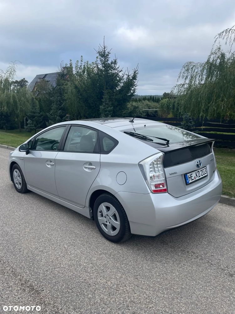 Toyota Prius 1.8 HSD Life - 4