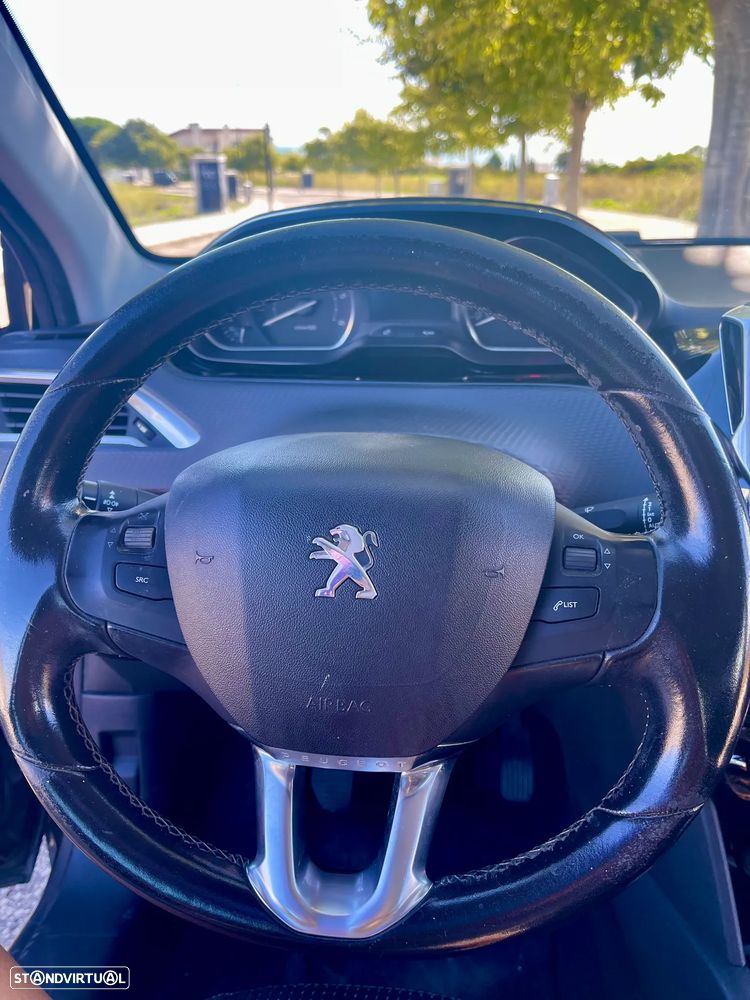 Peugeot 208 1.6 BlueHDi Allure - 13