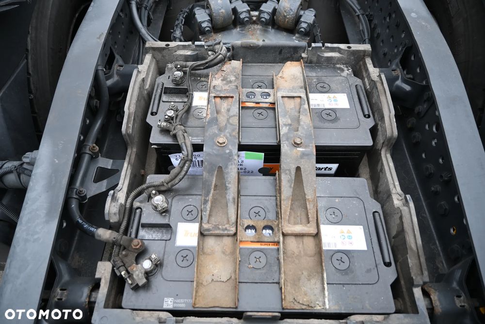 Mercedes-Benz Actros bez retardera - 11