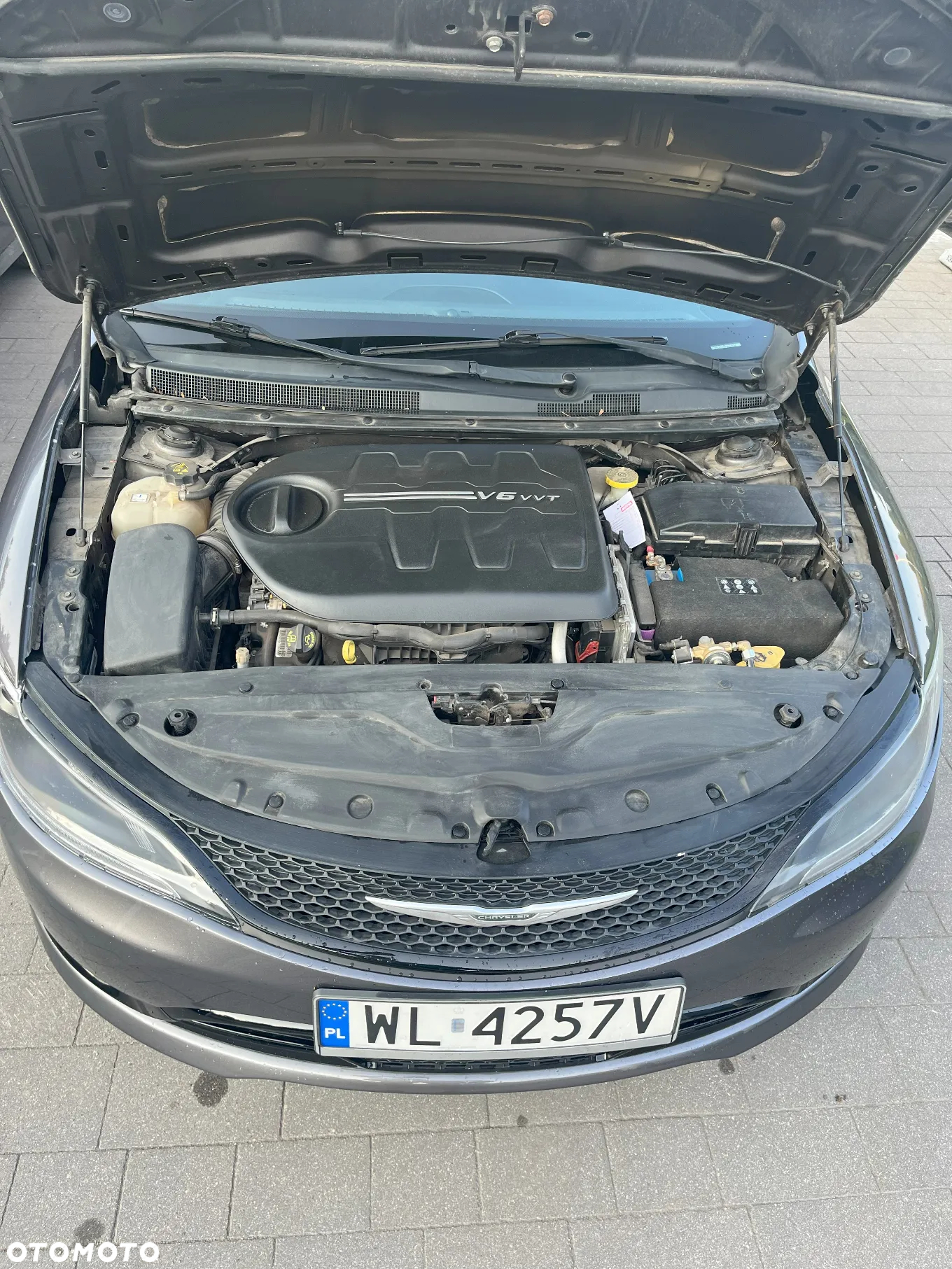 Chrysler 200 - 16