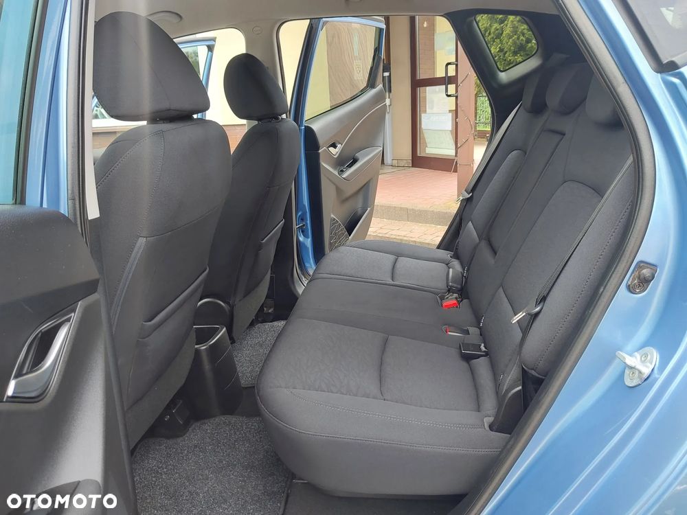 Hyundai ix20 1.6 Trend - 24