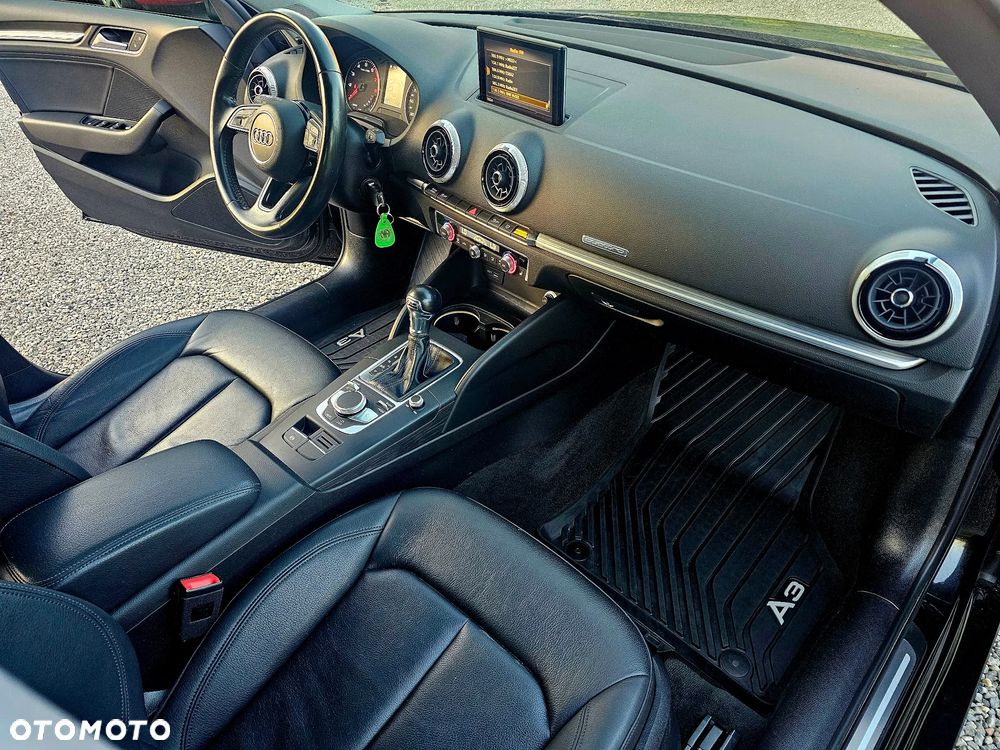 Audi A3 Limousine 2.0 TFSI quattro S tronic design - 10