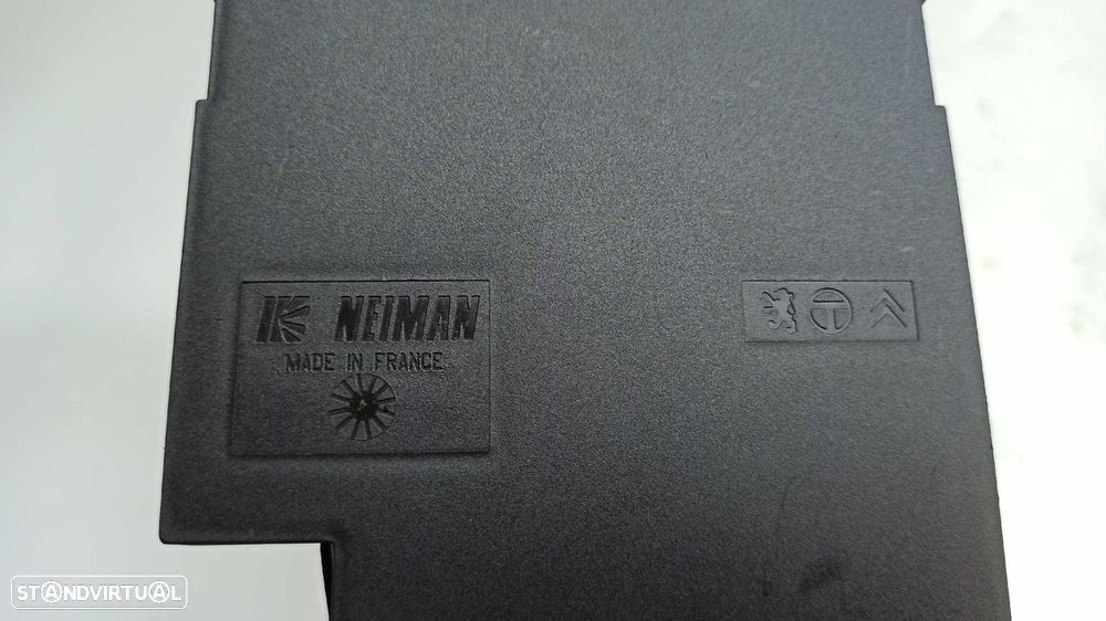 CAIXA DE RELÉS/ FUSÍVEIS CITROEN XM BERLINA 2.1 TD SX - 2