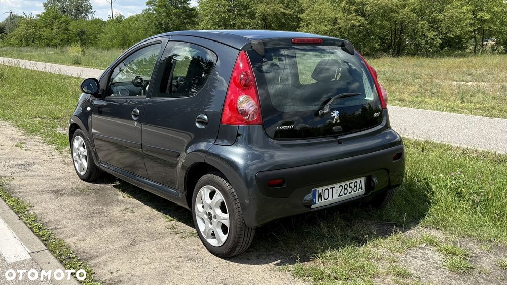 Peugeot 107 - 4