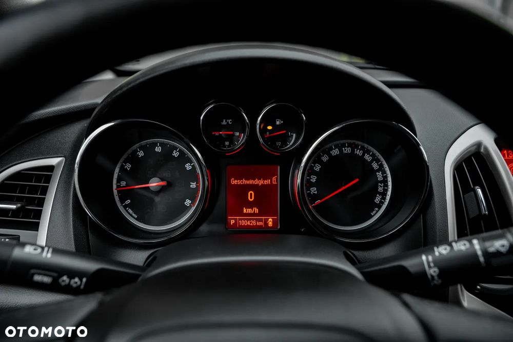 Opel Astra 1.4 Turbo Automatik - 29