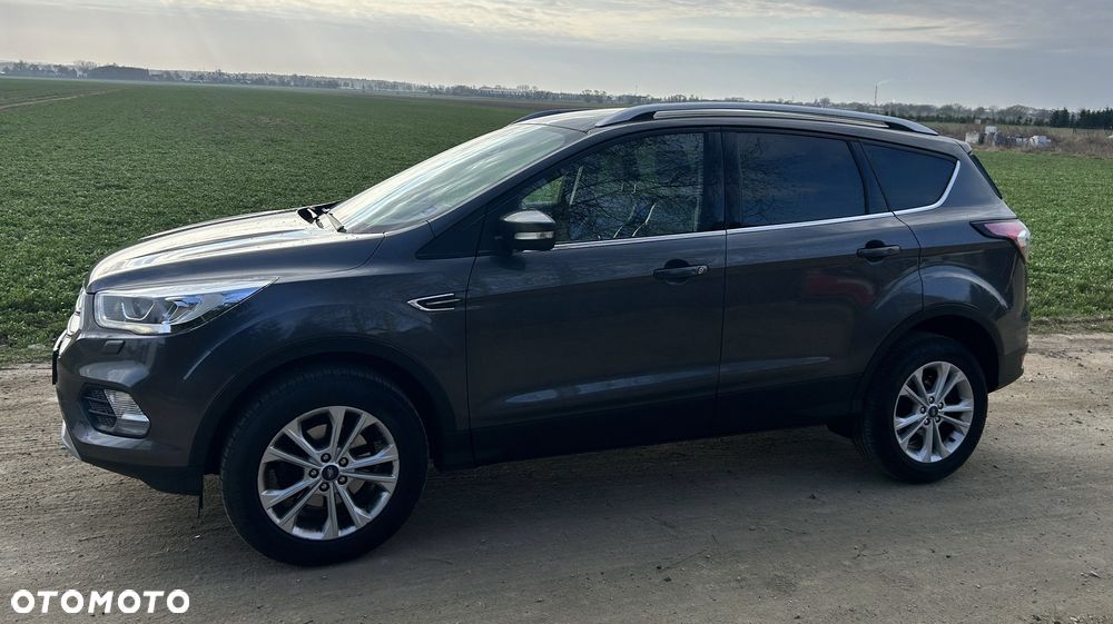 Ford Kuga 1.5 EcoBoost 2x4 Individual - 9