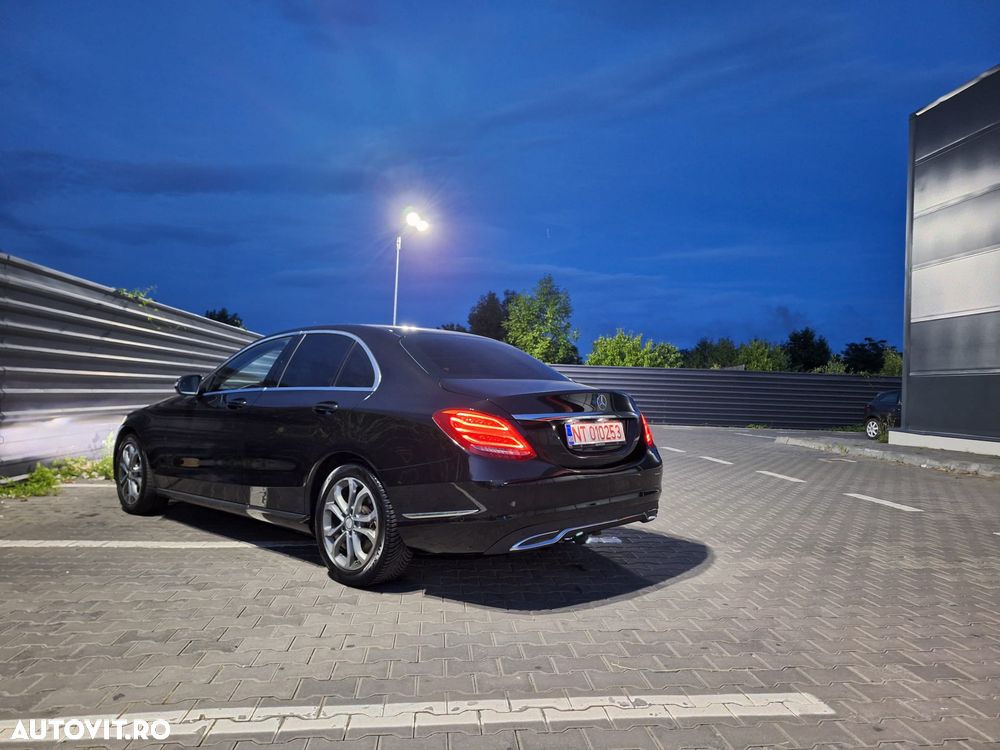 Mercedes-Benz C 220 (BlueTEC) d 7G-TRONIC Avantgarde - 3