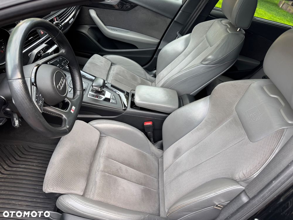 Audi A4 Limousine - 17