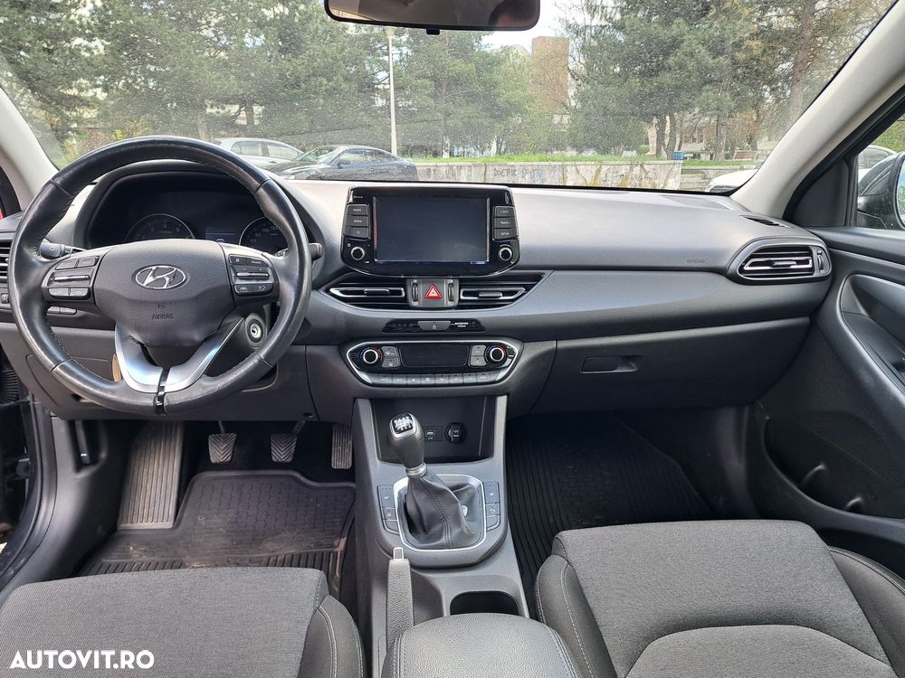 Hyundai i30 1.5 Pure - 16