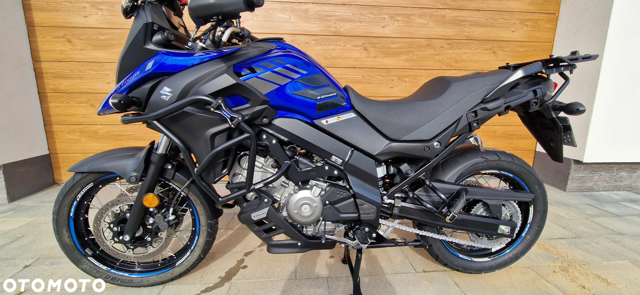 Suzuki V-STROM - 11