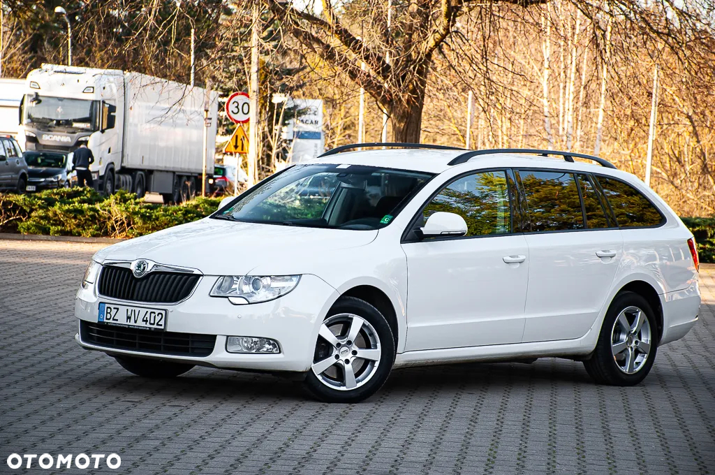 Skoda Superb 2.0 TDI Business - 10
