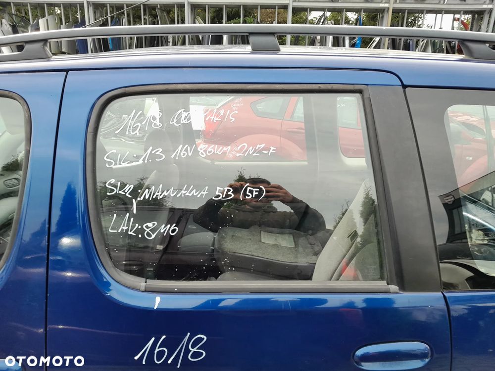 TOYOTA YARIS VERSO DRZWI LEWE TYLNE LEWY TYŁ KOLOR: 8M6 - 2