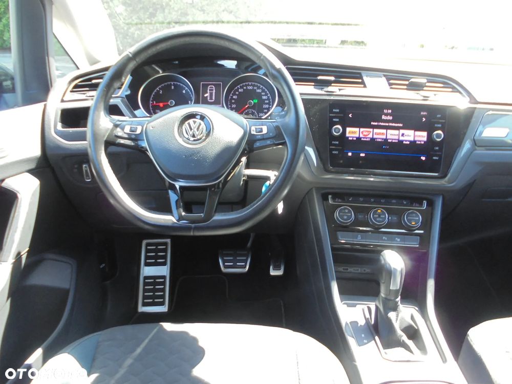 Volkswagen Touran 2.0 TDI SCR DSG IQ.DRIVE - 11
